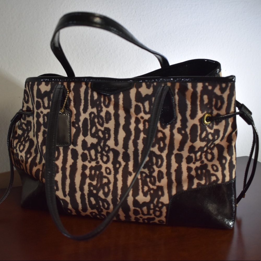 Coach Leopard Print Drawstring Shoulder Bag - Picture 2 of 8